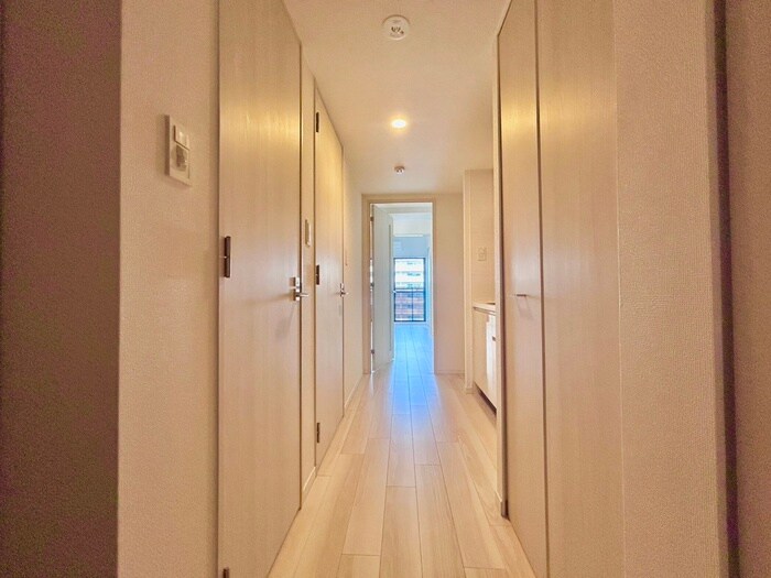 物件内観写真15　(廊下)