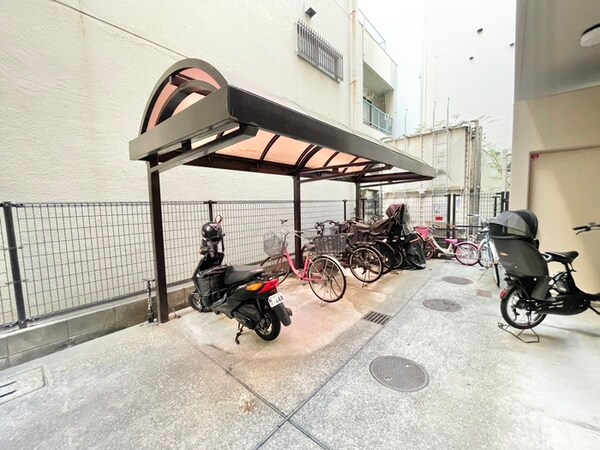 駐輪場