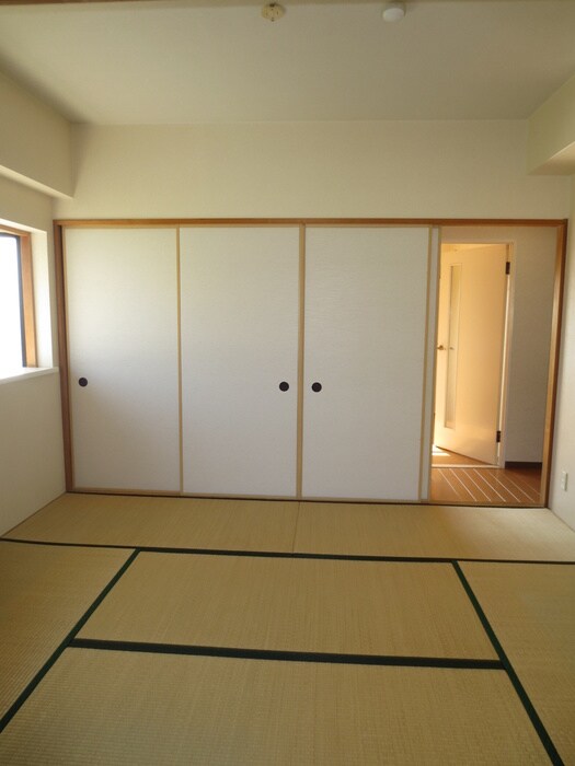 物件内観写真12　(内観写真)