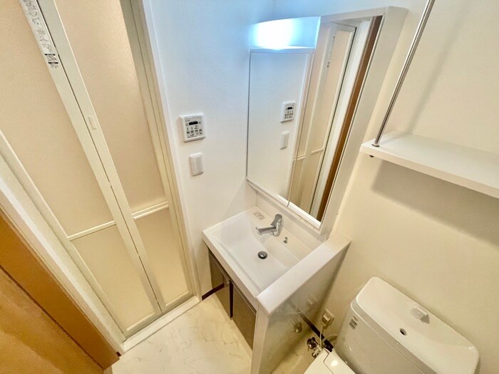 物件内観写真14　(洗面)