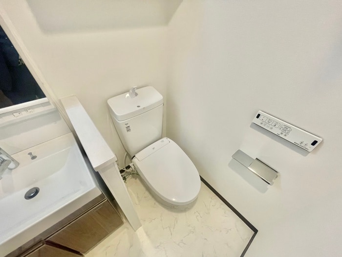 物件内観写真15　(トイレ)