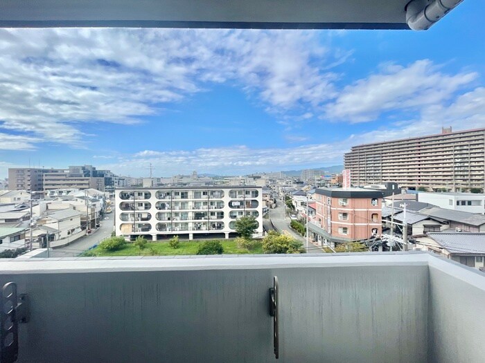 物件内観写真17　(室内からの展望)