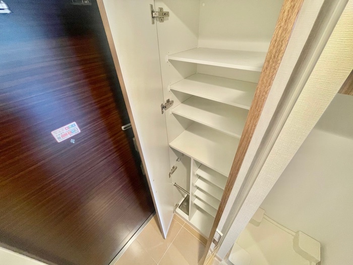 物件内観写真18　(靴箱)