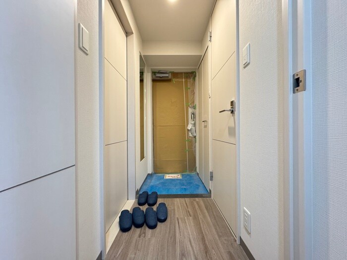 物件内観写真16　(廊下)