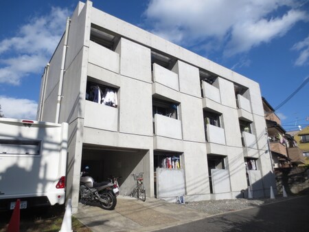 Ｅａｓｔ　Ｂｅｌｌ外観写真