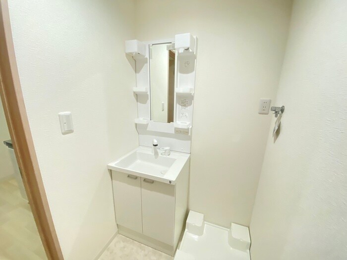 物件内観写真12　(洗面)