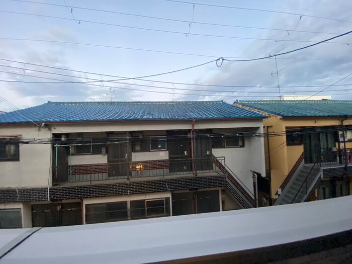 物件内観写真17　(室内からの展望)