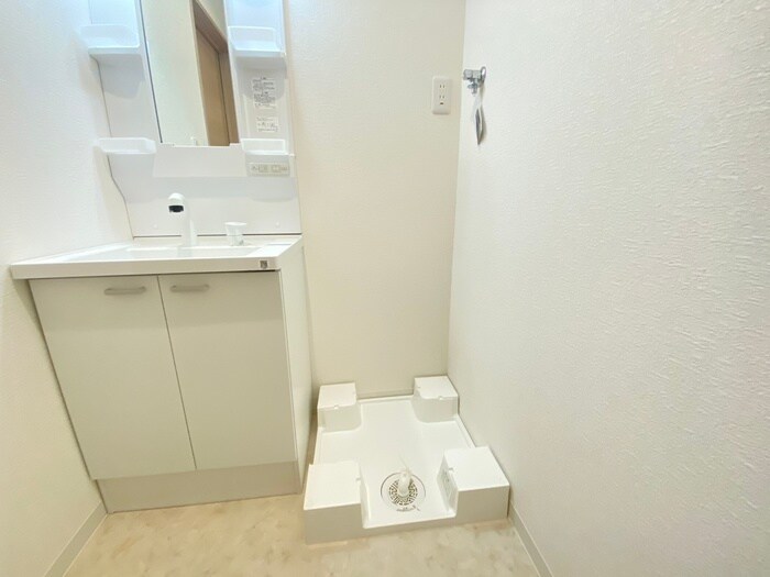 物件内観写真19　(洗濯機置場)