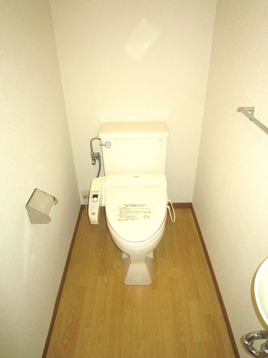 物件内観写真14　(トイレ)