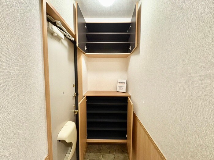 物件内観写真20　(靴箱)