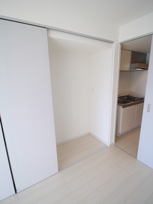 物件内観写真15　(収納)