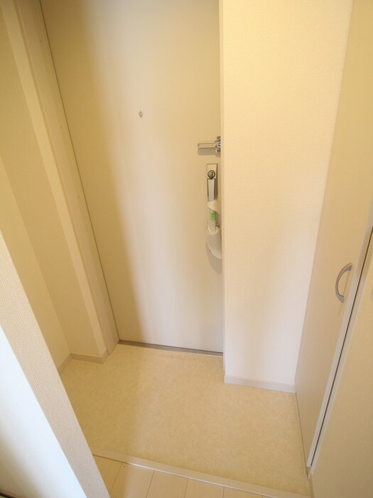 物件内観写真19　(玄関)