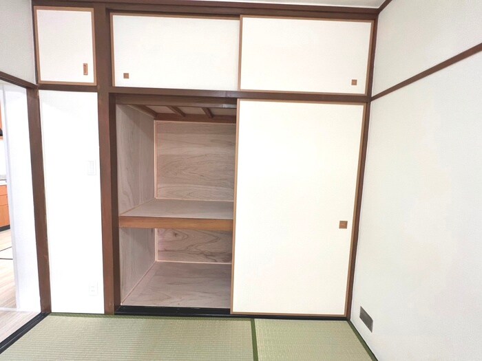 物件内観写真13　(収納)