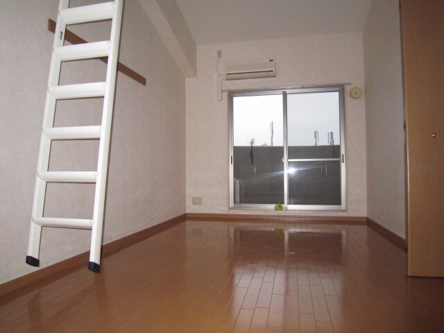 物件内観写真13　(居室)