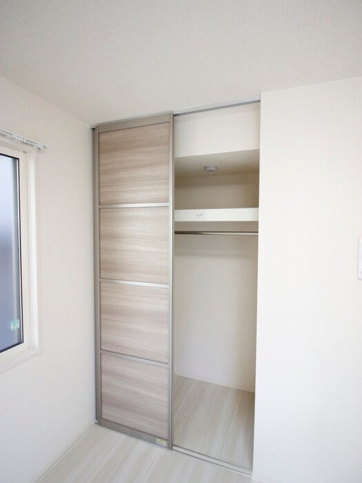 物件内観写真15　(収納)