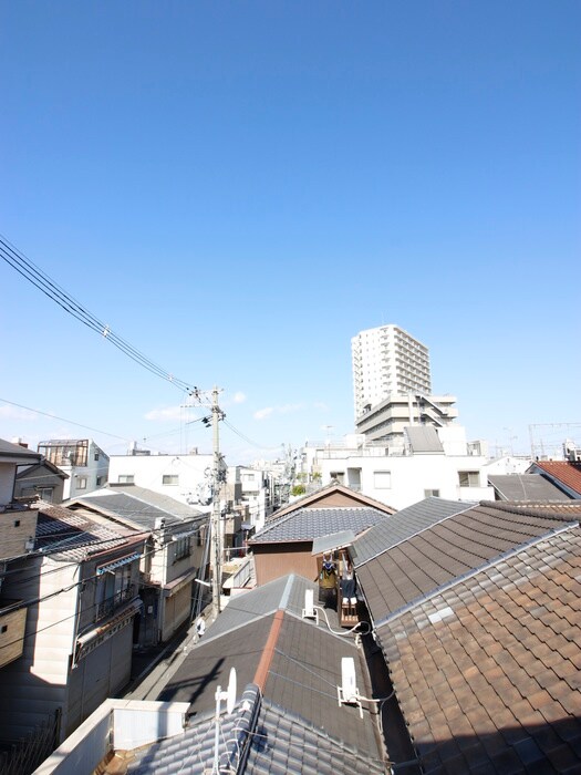 物件内観写真22　(室内からの展望)