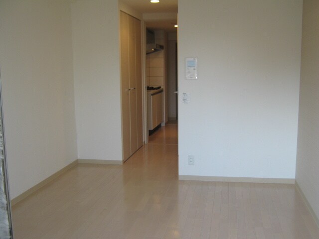 物件内観写真3　(居室)