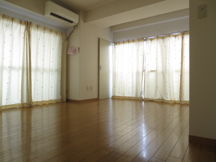 物件内観写真16　(居室)