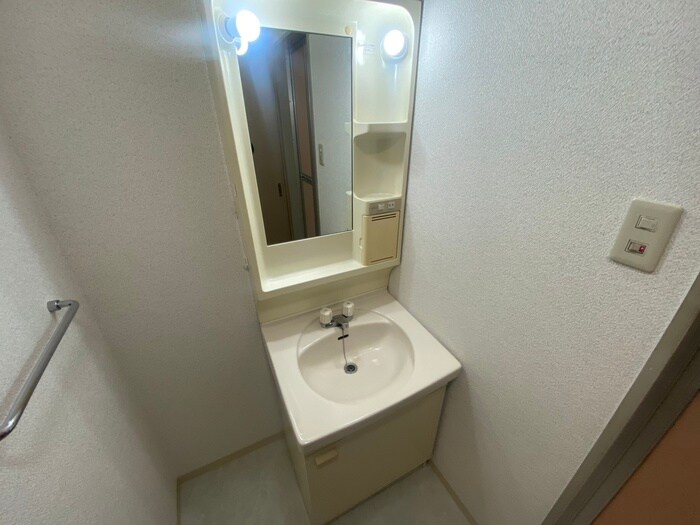 大成マンションの洗面