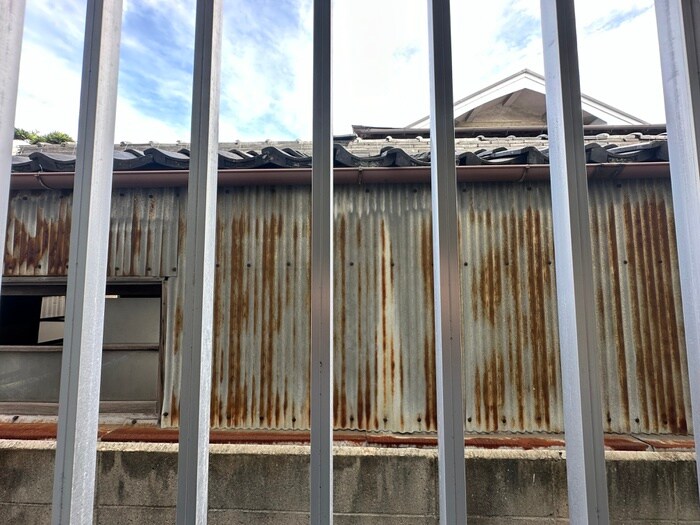 物件内観写真18　(室内からの展望)