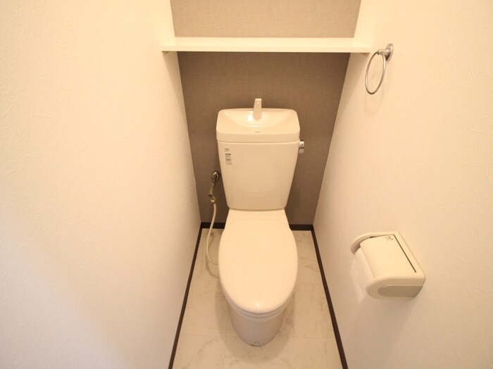 物件内観写真15　(トイレ)