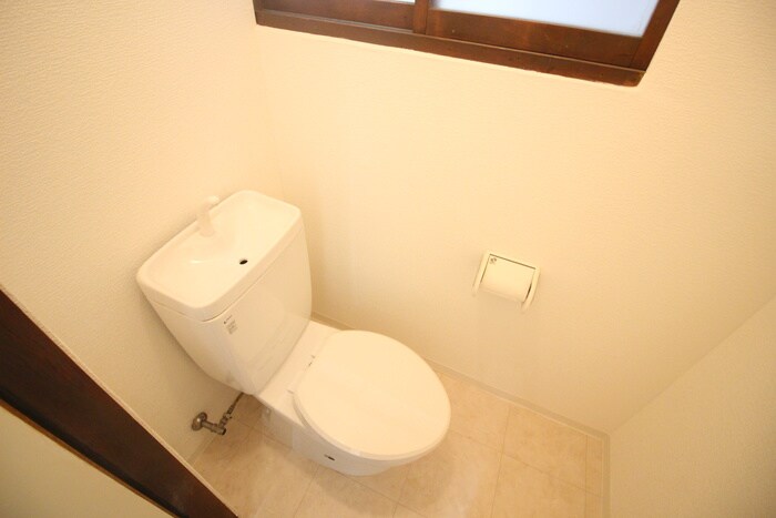 物件内観写真14　(トイレ)