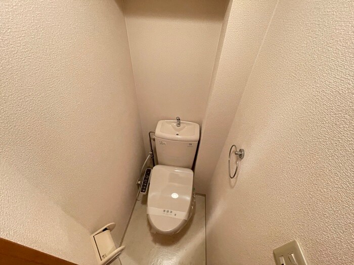 物件内観写真13　(トイレ)