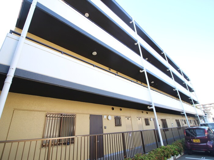 物件外観写真6　(外観写真)