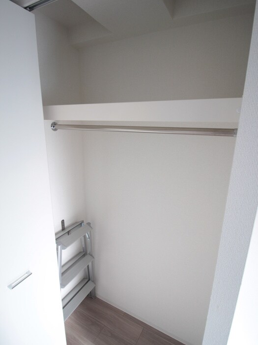 物件内観写真13　(収納)