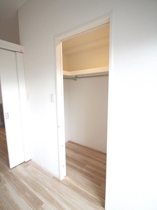 物件内観写真13　(収納)