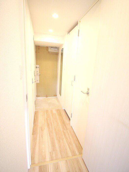 物件内観写真14　(玄関)