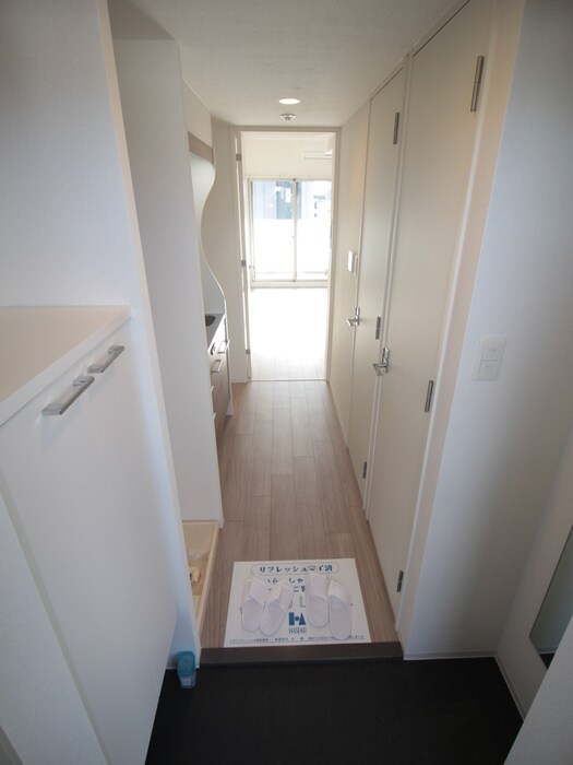 物件内観写真15　(玄関)