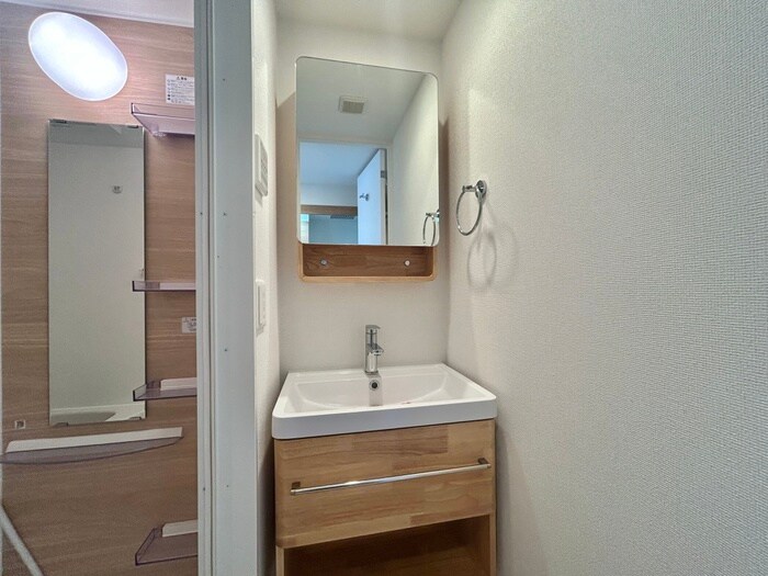 物件内観写真16　(洗面)