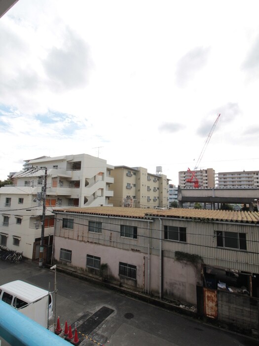 物件内観写真22　(室内からの展望)