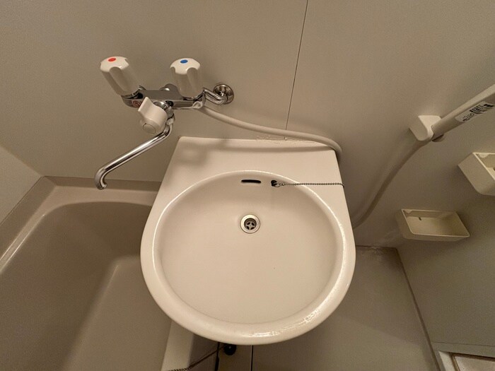 物件内観写真8　(洗面)