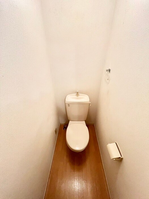 物件内観写真13　(トイレ)