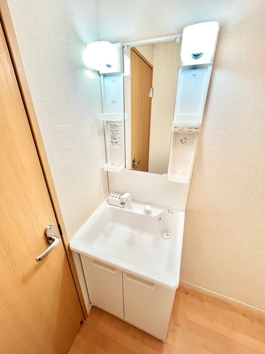 物件内観写真14　(洗面)