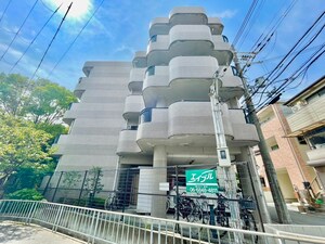 ザ・ウイング外観写真