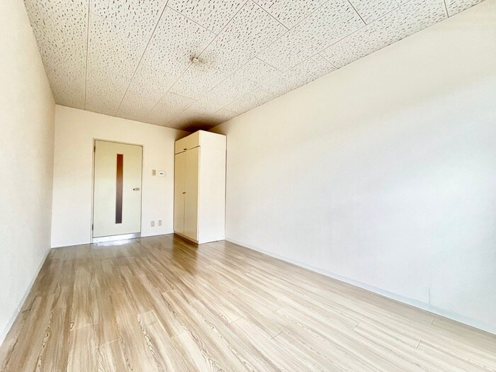 物件内観写真6　(居室)