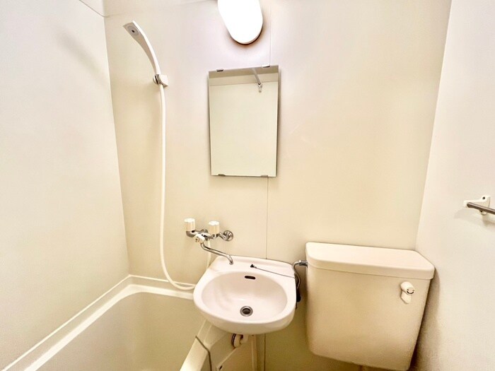 物件内観写真11　(洗面)