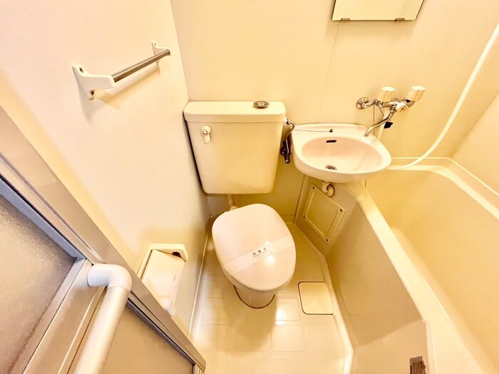 物件内観写真12　(トイレ)