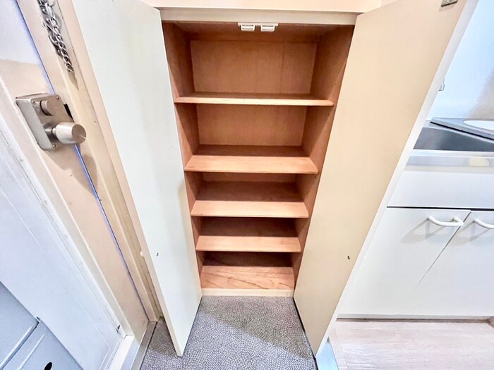 物件内観写真15　(靴箱)