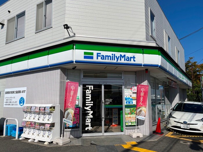 ファミリーマート