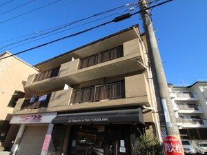 秀晃マンション外観写真