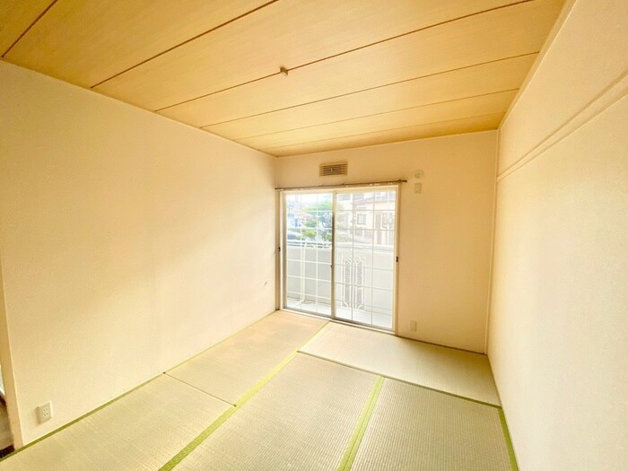 物件内観写真5　(居室)