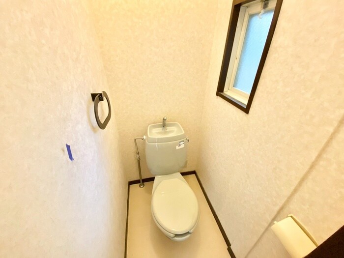 物件内観写真9　(トイレ)
