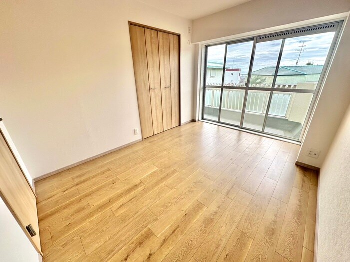 物件内観写真7　(居室)