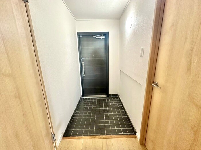 物件内観写真20　(玄関)