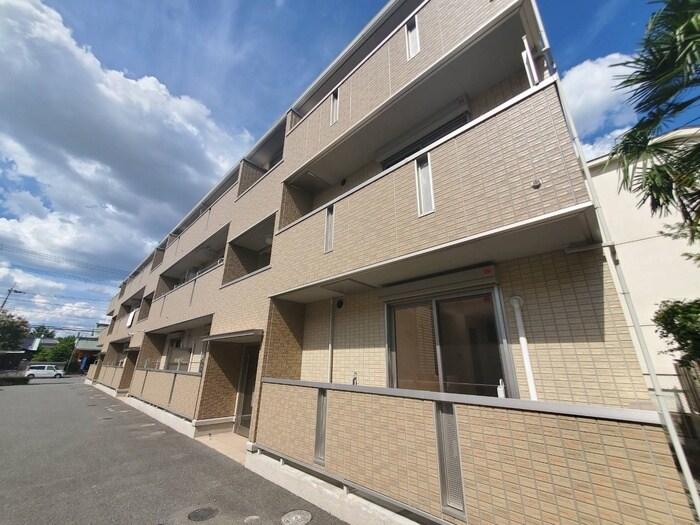 物件外観写真2　(外観写真)