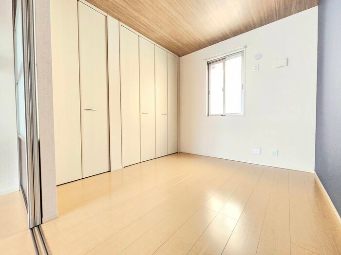 物件内観写真11　(居室)